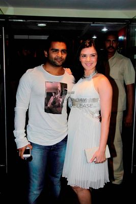 Sachiin Joshi, Urvashi Sharma, Vimala Raman, Zara at film MUMBAI MIRROR promo launch