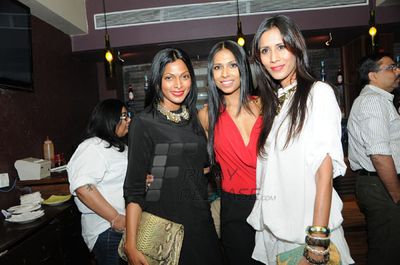 Top Models sizzle at choreographer Shakir Shaikh's white theme birthday party at Lager Bay in Bandra