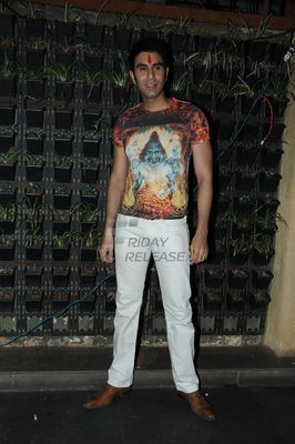 Top Models sizzle at choreographer Shakir Shaikh's white theme birthday party at Lager Bay in Bandra