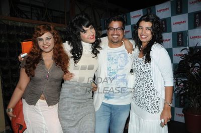 Top Models sizzle at choreographer Shakir Shaikh's white theme birthday party at Lager Bay in Bandra