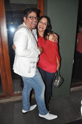 Top Models sizzle at choreographer Shakir Shaikh's white theme birthday party at Lager Bay in Bandra