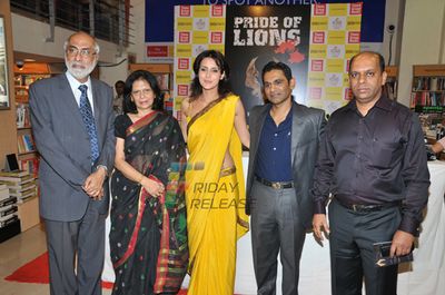 Vivek Oberoi and Tulip Joshi at launch of book PRIDE OF LIONS by Captain Vinod Shankar Nair