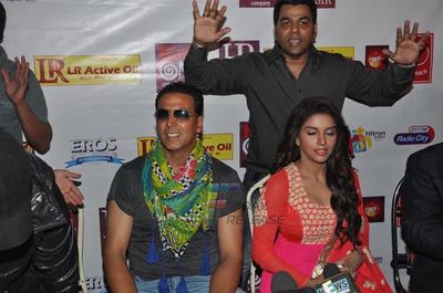 KHILADI 786 promotions at Mithibai College