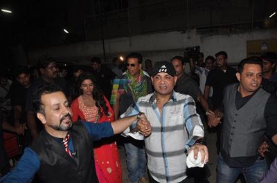 KHILADI 786 promotions at Mithibai College