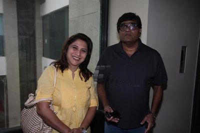 Acting maestros Amol Palekar, Ashok Saraf and  Nivedita Saraf promote Marathi film 'We Are On..Houn Jaoo Dya' at BIG FM Studios
