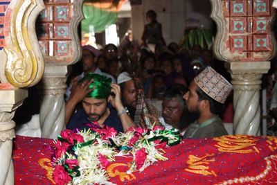 Actor Emraan Hashmi visits Haji Ali Dargah to pray for the success of Ek Thi Daayan