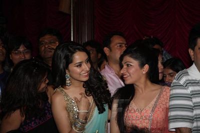Actors Aditya Roy Kapur & Shraddha Kapoor at the first look launch of 'AASHIQUI 2'