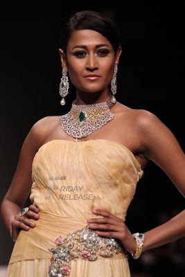 Auritra Ghosh in India International Jewellery Week