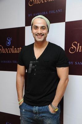 Bolly Celebs at launch of Samaira Tolani's chocolate boutique SHOCOLAAT