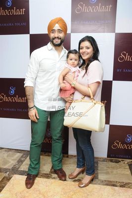 Bolly Celebs at launch of Samaira Tolani's chocolate boutique SHOCOLAAT