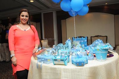 Bolly Celebs at launch of Samaira Tolani's chocolate boutique SHOCOLAAT