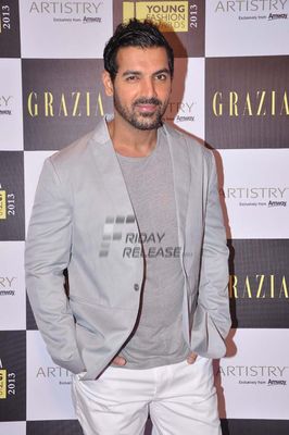 Bolly celebs attend the 'Grazia Young Fashion Awards 2013'