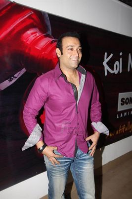 Bolly celebs attend the premiere of the digitally restored 'Chashme Buddoor'