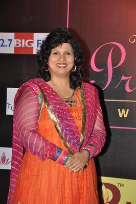 Bolly female celebs were honoured at the Women Prerna Awards