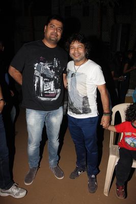 Music maestros of the Bollywood at Kailash Kher's initiative friendly cricket match