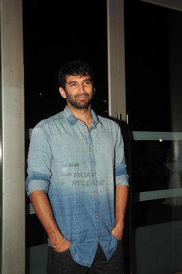 Tinsel town people and international celebs at the launch party of SAMSUNG GALAXY S4 in association with Reliance Digital at Hotel Shangri-La in Mumbai