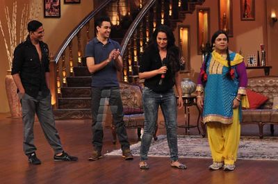 Akshay Kumar,Sonakshi Sinha & Imran Khan on Comedy Nights with Kapil sets