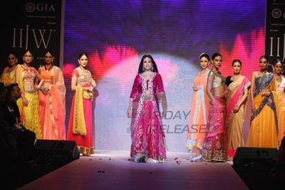 Rituparna Sengupta and Pooja Mishra walk the ramp at the Jewel Trendz show