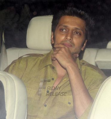 Amitabh Bachchan, Hrithik Roshan, Kangana Ranaut among Bollywood Celebs at Shah Rukh Khan's Eid Party