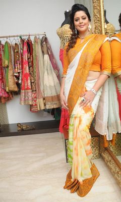 Nagma checks out Independence Day Special saree by Designer Amy Billimoria