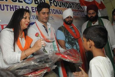 Mohit Raina of Har Har Mahadev Fame celebrates Independence Day with orphan kids
