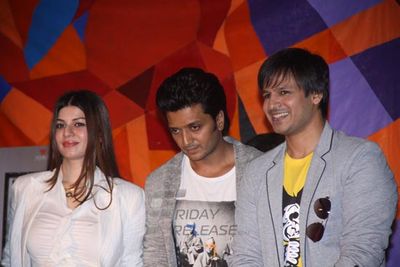 Starcast of 'GRAND MASTI' promote the film at the 'Malhar Festival 2013'