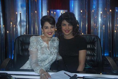 Priyanka Chopra & Ram Charan Teja promote 'ZANJEER' on the sets of JHALAK DIKHHLA JAA Season 6
