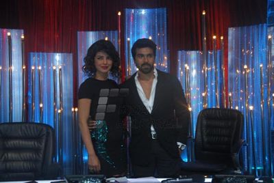 Priyanka Chopra & Ram Charan Teja promote 'ZANJEER' on the sets of JHALAK DIKHHLA JAA Season 6
