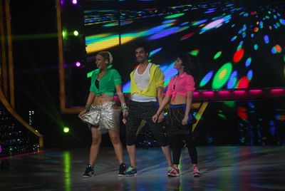 Priyanka Chopra & Ram Charan Teja promote 'ZANJEER' on the sets of JHALAK DIKHHLA JAA Season 6