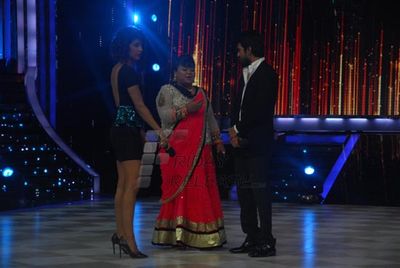 Priyanka Chopra & Ram Charan Teja promote 'ZANJEER' on the sets of JHALAK DIKHHLA JAA Season 6