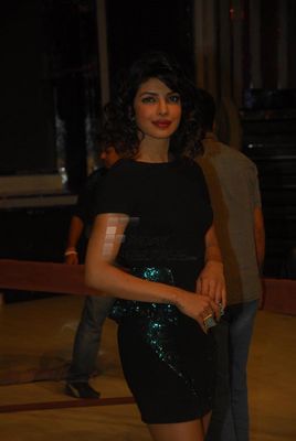 Priyanka Chopra & Ram Charan Teja promote 'ZANJEER' on the sets of JHALAK DIKHHLA JAA Season 6