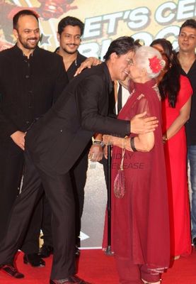 Shah Rukh Khan at film 'CHENNAI EXPRESS' success party