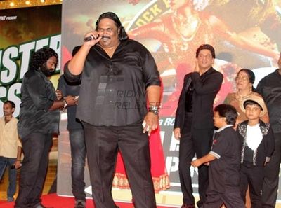 Shah Rukh Khan at film 'CHENNAI EXPRESS' success party