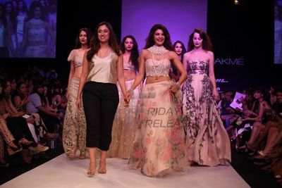 Jacqueline Fernandez walks the ramp for Shehla Khan at LFW Winter Festival 2013