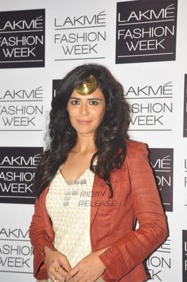 TV actress Mona Singh walks the ramp at Talent Box show at LFW Winter Festive 2013
