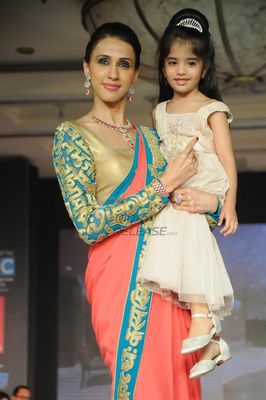 Bolly Celebs walk the ramp at The Glamour Style Walk Fashion Show