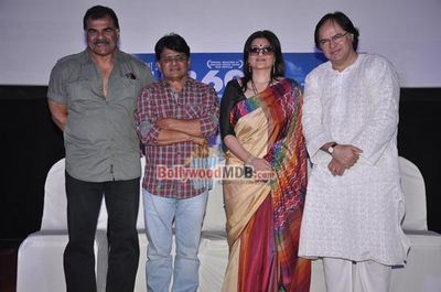 Sarika, Farooq Sheikh, Raghubir Yadav, director Sanjay Tripathy at film 'Club 60' press meet