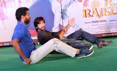 Sonakshi Sinha & Shahid Kapoor at 'R...Rajkumar' promotions
