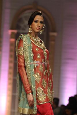 Bolly Celebs at AAMBY VALLEY INDIA BRIDAL WEEK 2013 Day 4
