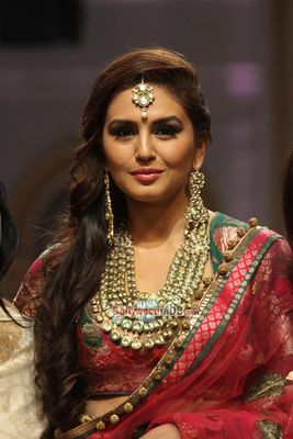 Bolly Celebs at AAMBY VALLEY INDIA BRIDAL WEEK 2013 Day 4