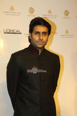 Abhishek Bachchan showstopper at Finale of AAMBY VALLEY INDIA BRIDAL WEEK 2013