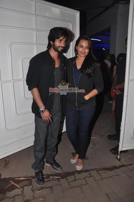 Bolly Celebs at film 'R... Rajkumar' special screening
