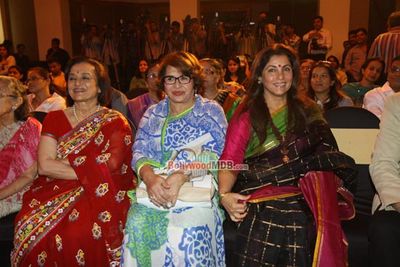 Bolly Celebs at unveiling of Asha Parekh's hand imprint launch