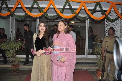 Bollywood stars at 91st birthday of Dilip Kumar