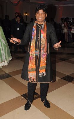 Vivek Oberoi among Bolly & TV Celebs at Rohit Verma's Fashion Show