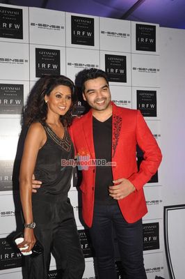 Sunny Leone, Kangana Ranaut, Celina Jaitley among Bolly Celebs on day 1 of the India Resort Fashion Week 2013