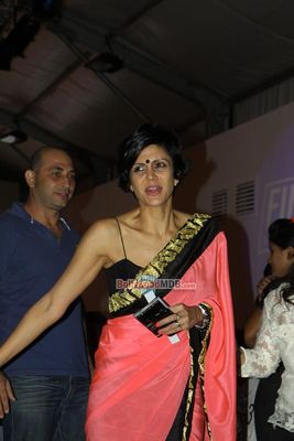 Sunny Leone, Kangana Ranaut, Celina Jaitley among Bolly Celebs on day 1 of the India Resort Fashion Week 2013