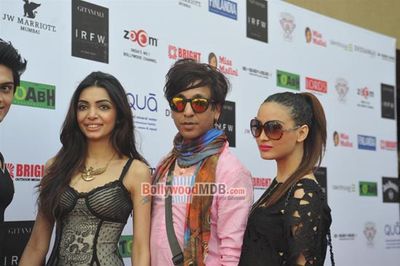 Bollywood Celebs at India Resortwear Fashion Week 2013