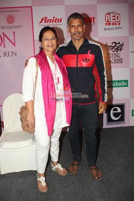 Bolly Celebs at HCG Pinkathon 2013 for breast awareness