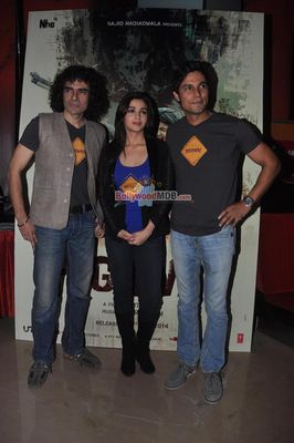 Alia Bhatt & Randeep Hooda at film 'HIGHWAY' first look launch